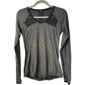 Lululemon Pace Pusher Long Sleeve in Heather Gray